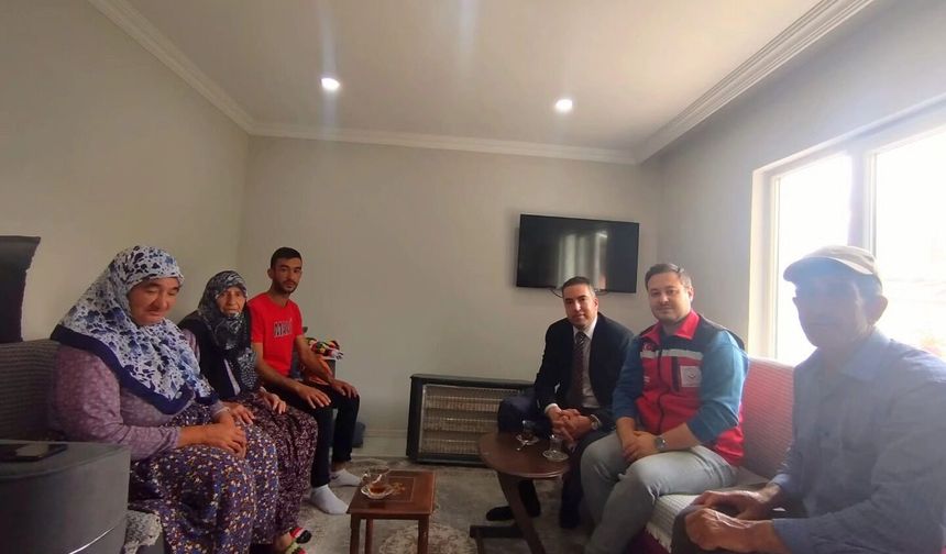 İl Müdürlüğü Ekiplerinden Mandıracı Ailesine Bayram Ziyareti