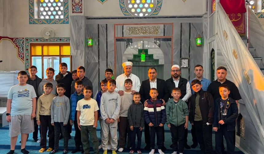 Kaymakam Balaban Vatandaşlarla Bayramlaştı