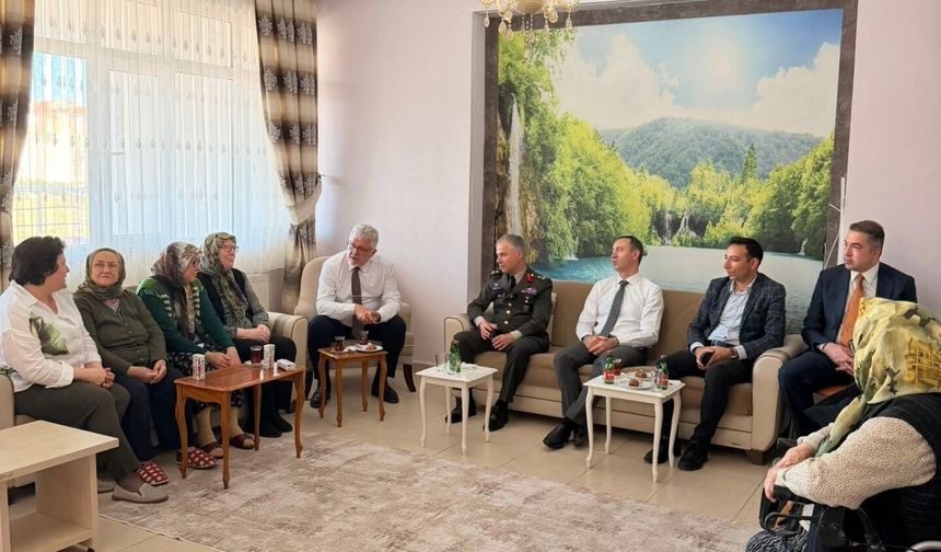 Lüleburgaz Huzurevinde Bayram Ziyareti