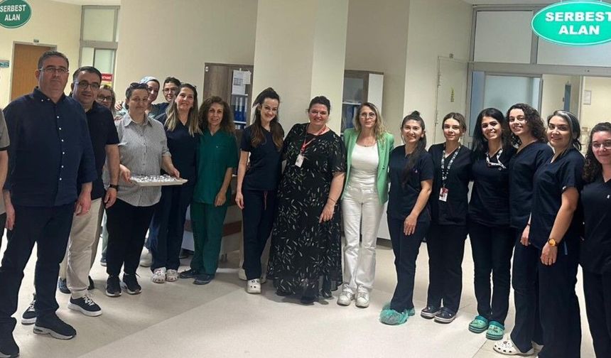 Hastane Yönetiminden Bayram Mesaisindeki Personele Ziyaret