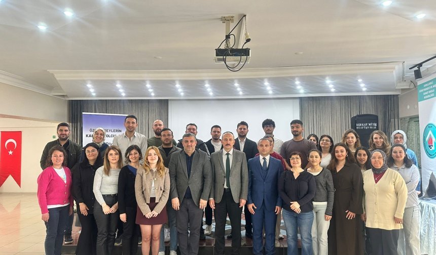 Rehber Öğretmenlere Kariyer Danışmanlığı Eğitimi