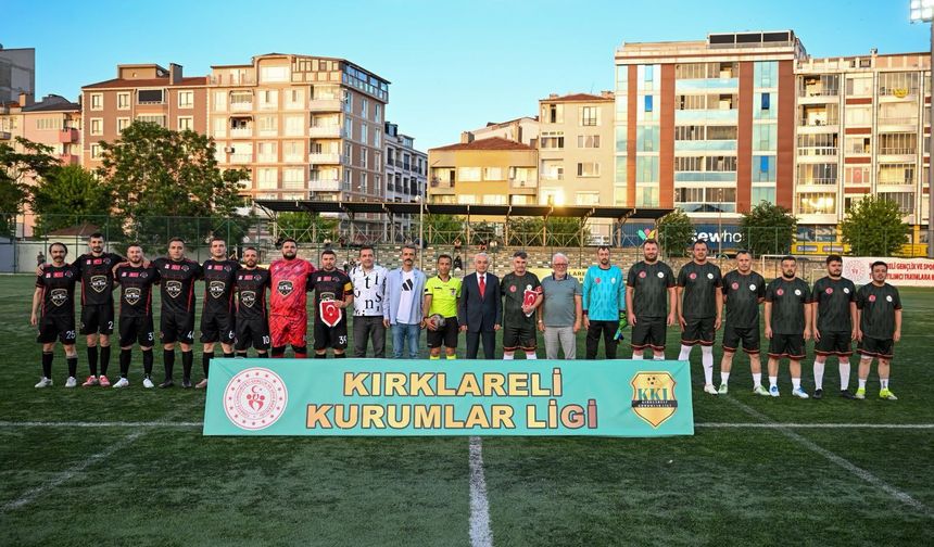 Kurumlar Ligi Heyecanı Sürüyor