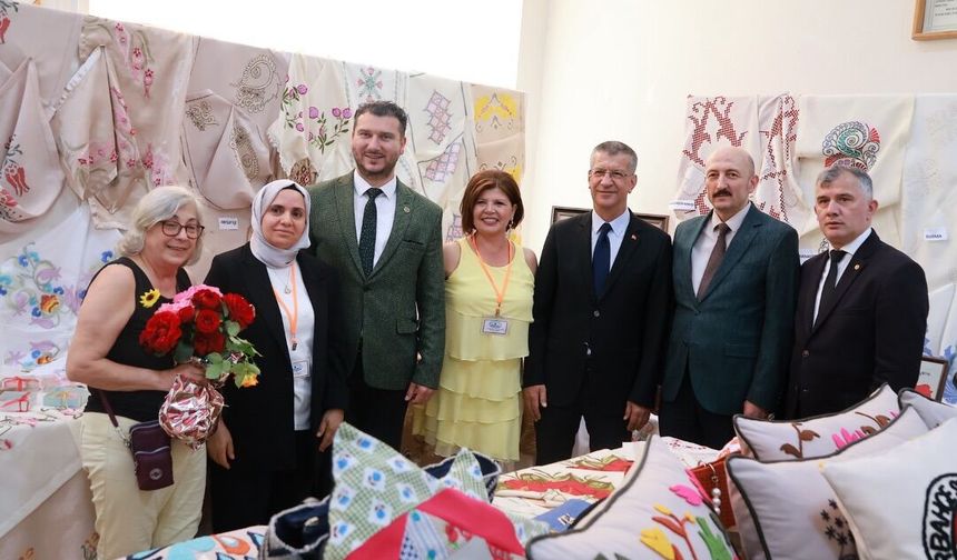 Babaeski’de Yıl Sonu Sergisi Açıldı