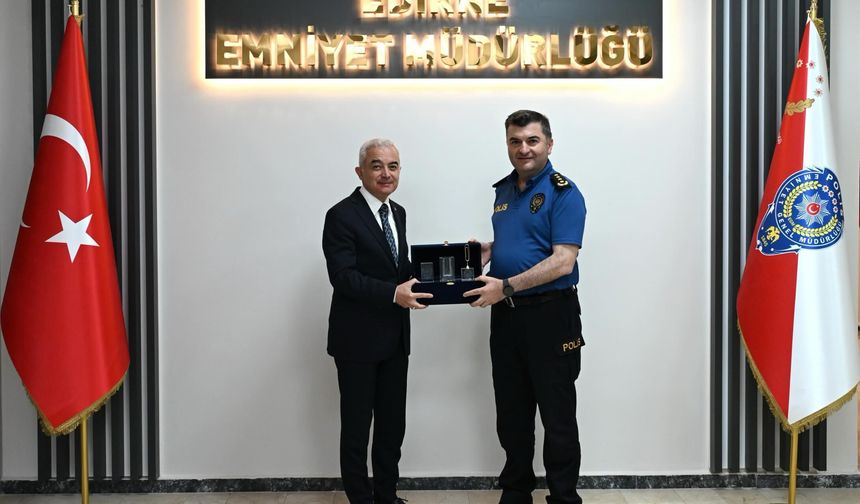 Vali Turan’dan Emniyet Müdürü Ayhan’a Ziyaret