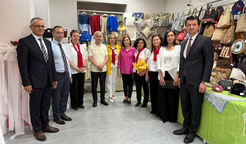 Hayat Boyu Öğrenme Haftası Sergisine Yoğun İlgi