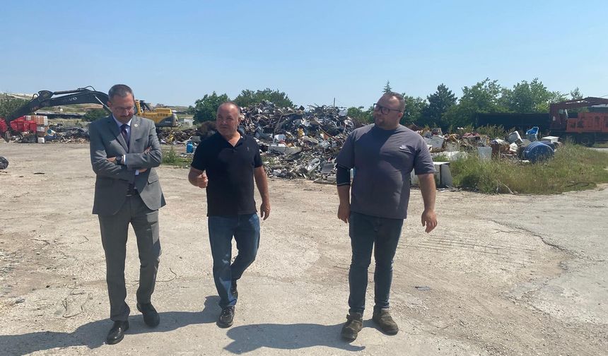 Kaymakam Özderin’den Ahmet Eroğlu’nun İş Yerine Ziyaret
