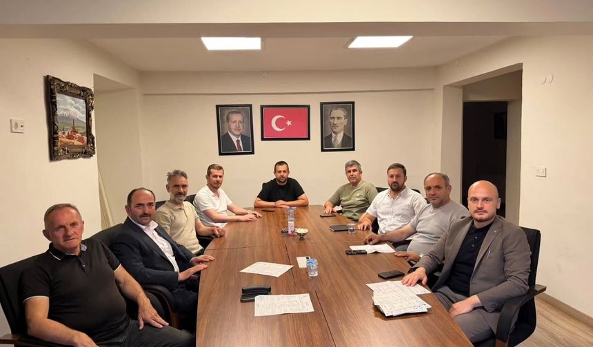 AK Parti’de İlçe Başkanları Toplantısı Gerçekleştirildi