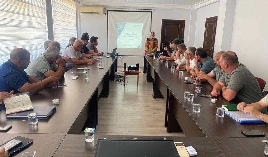 Kofçaz Muhtarlarına Sosyal Risk Haritaları Anlatıldı