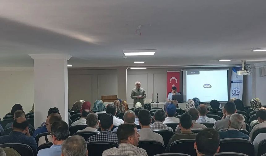 Yaz Kur’an Kursları Öncesi Bilgilendirme Semineri Düzenlendi