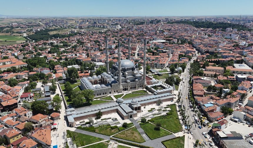 Selimiye’de tarihi gün: Cumhurbaşkanı Erdoğan’a Edirne’de büyük sevgi seli