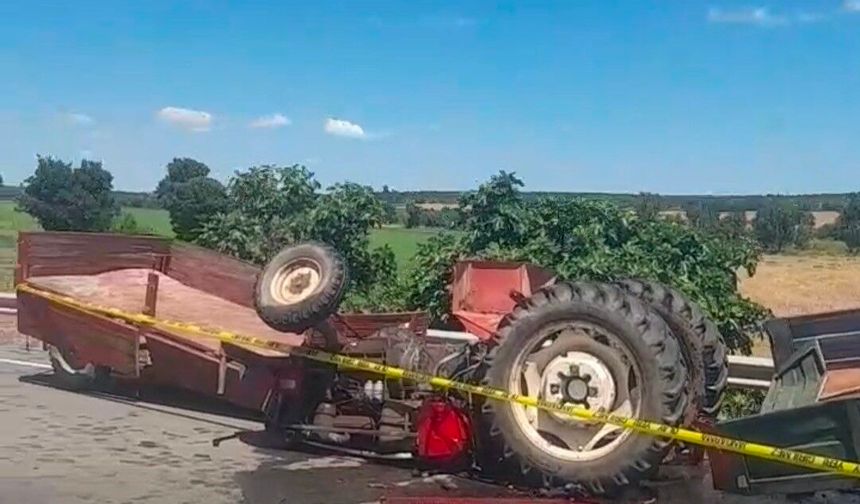 Kırklareli'nde tırın çarptığı traktörün sürücüsü hayatını kaybetti
