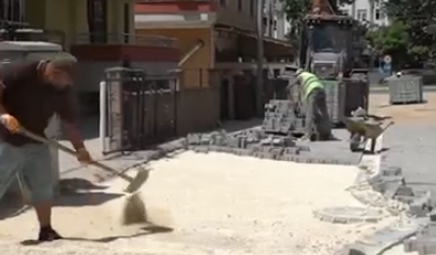 Çelik Sokak’ta Üstyapı Yenileme Çalışmaları Başladı