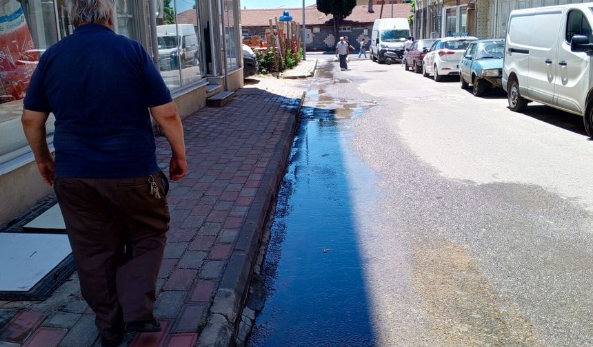 Yeraltından Sızan Su Yeni Arızayı Gündeme Taşıdı