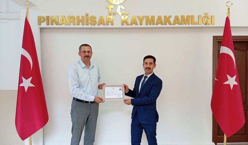 Din Görevlilerine Başarı Belgesi Takdim Edildi