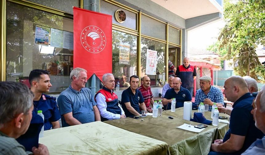 Vali Turan Kavakdere'de Üreticilerle Buluştu