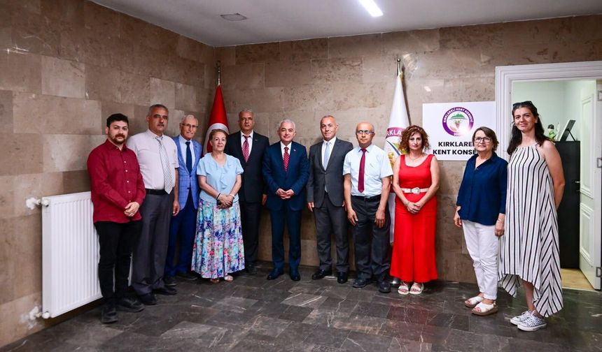 Vali Turan’dan Kent Konseyine İade-İ Ziyaret