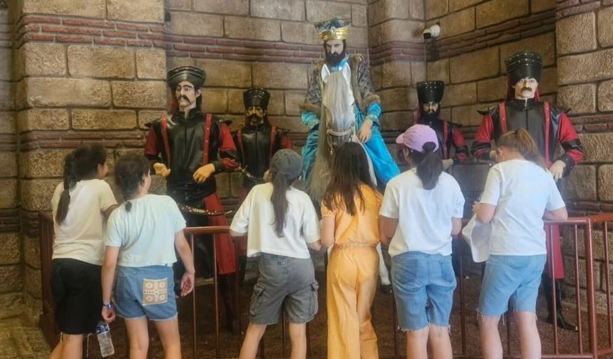 Çocuklar Vialand Gezisiyle Unutulmaz Bir Gün Geçirdi