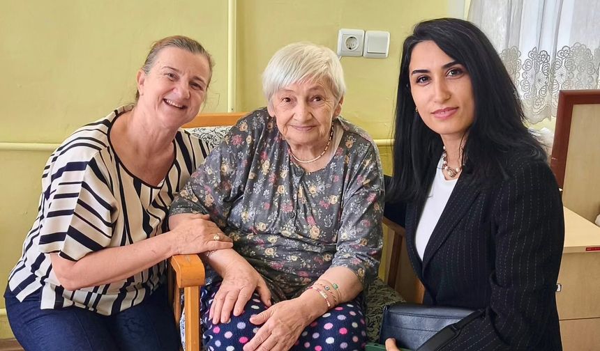 İl Müdürü Kumaş'tan Huzurevine Ziyaret