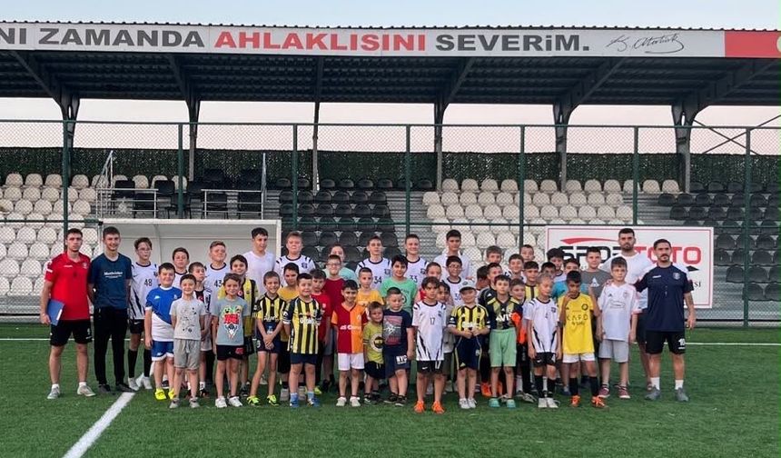 Evrensekiz Evrenspor'da Futbol Yaz Okulu Başladı