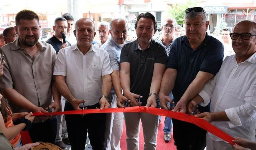 Başkan Terzi, Büyükkarıştıran’da Açılışa Katıldı