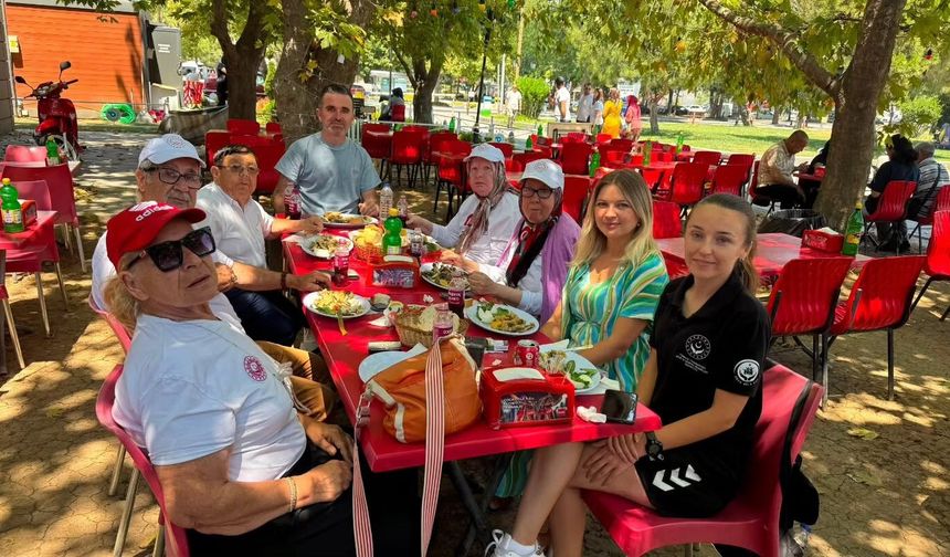 Huzurevi Sakinlerine Tekirdağ Gezisi Düzenlendi