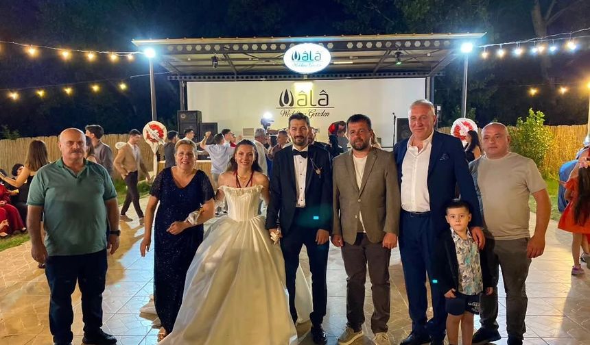 Başkan Dağtaş Meltem ve Tayfun’un Düğün Törenine Katıldı