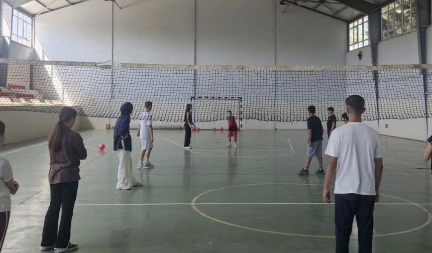 Çocuklar Parkur Oyunlarında Hem Eğlendi Hem Öğrendi