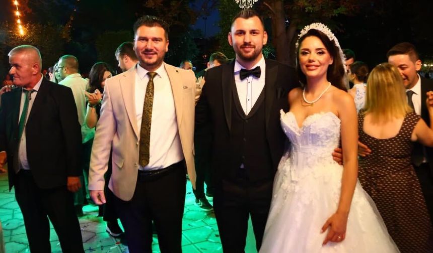 Başkan Yayla Burcu ve Orçun’un Düğününe Katıldı