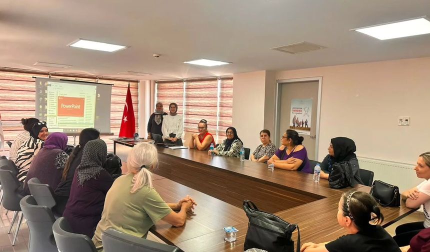 Menopoz Okulu'nda Sağlıklı Yaşam Eğitimi