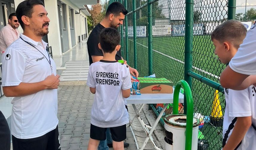 Evrensekiz Evrenspor’da Yaz Futbol Okulu Coşkusu Sürüyor