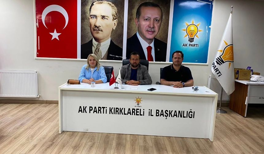 AK Parti Kırklareli İl Yönetimi Haftalık Toplantısını Yaptı
