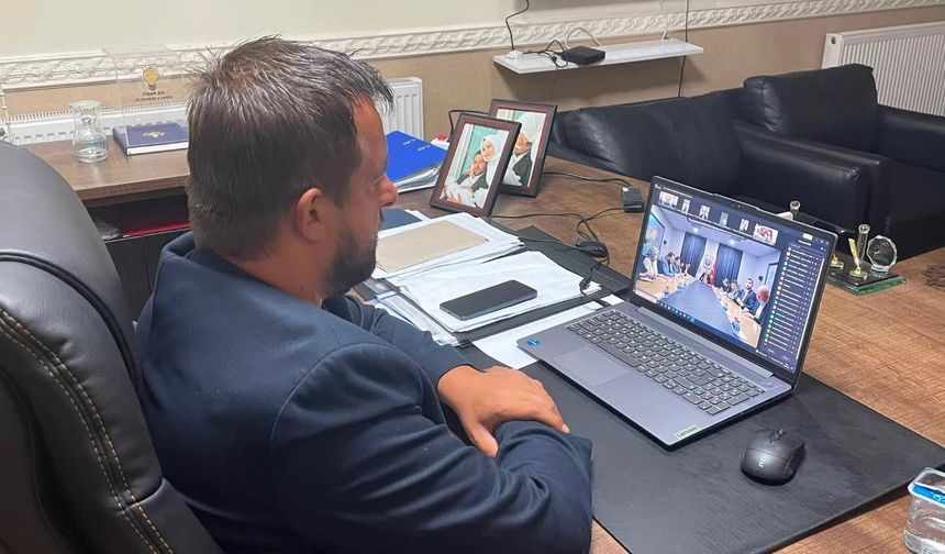 AK Parti Teşkilatlarından Video Konferans Toplantısı