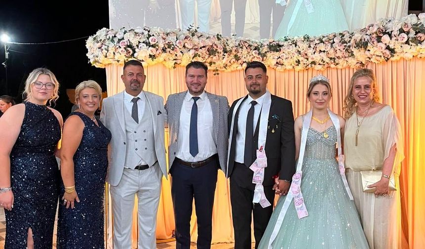 Başkan Yayla Fatma ve Asrın’ın Nişanına Katıldı
