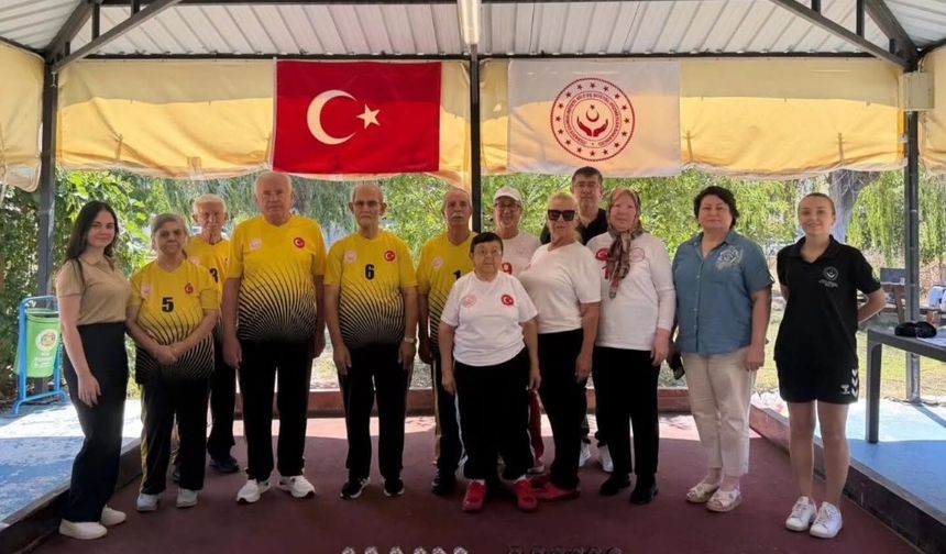Bocce Turnuvasında Dostluk Kazandı