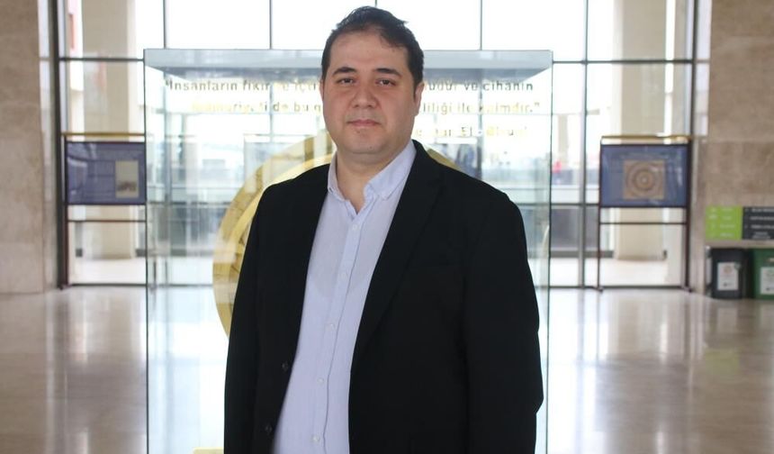 Masa başında uzun saatler geçirenler için "mikro hareket" önerisi