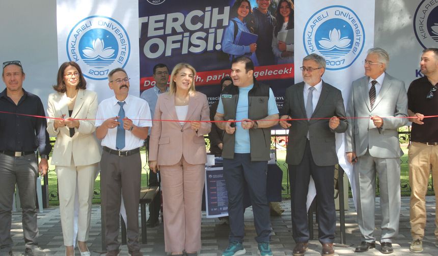 Kırklareli Üniversitesi Tercih Ofisi Kapılarını Açtı