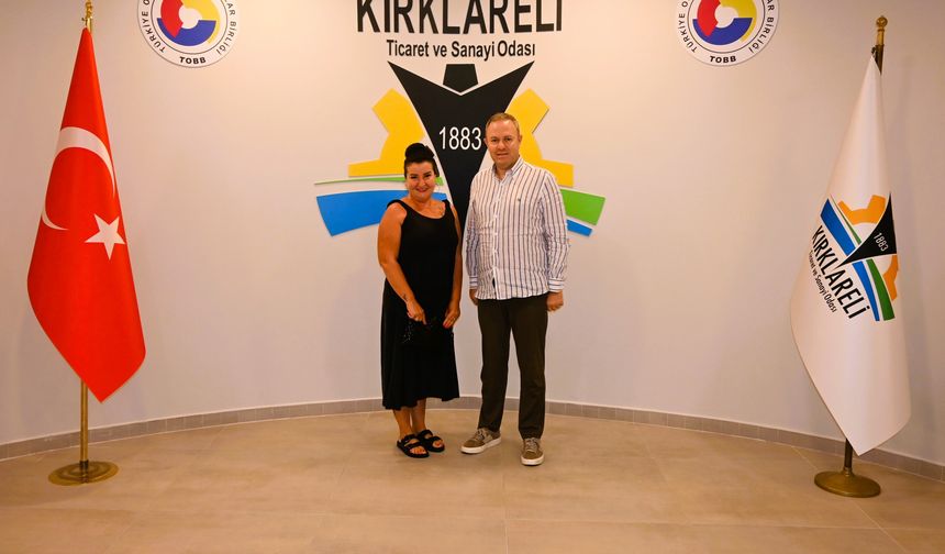 Başkan Ilık, Okul Arkadaşı Özge Yenerel’i Ağırladı