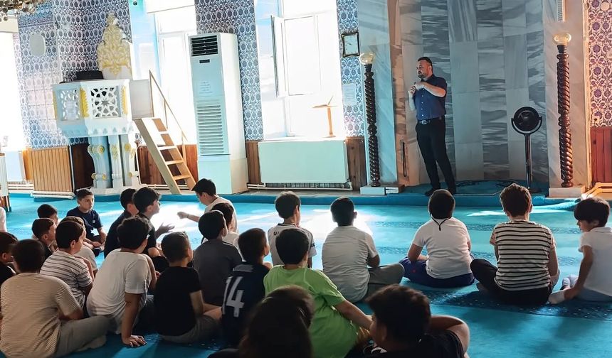 Yaz Kur'an Kurslarında Rehberlik ve Seminer Çalışmaları Devam Ediyor