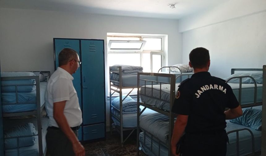 Kaymakam Özderin’den Güvenlik Birimlerine Ziyaret