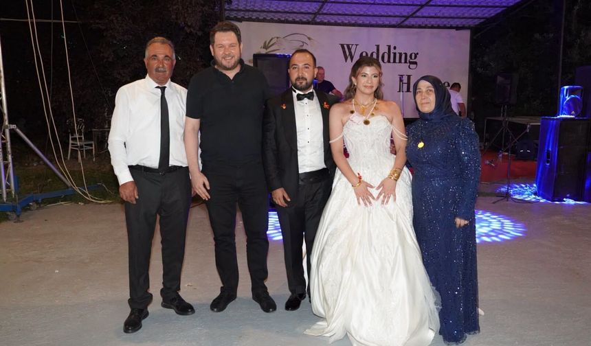 Başkan Talay, Büşra ve Erkan’ın Düğününe Katıldı