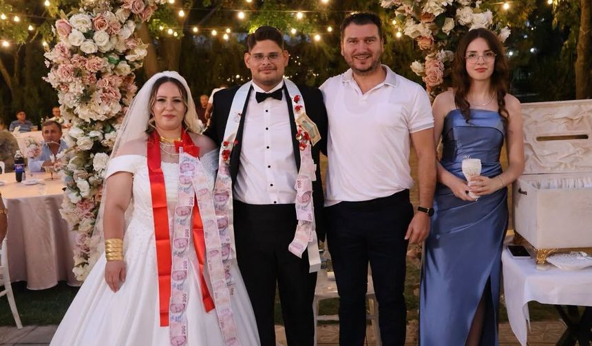 Başkan Yayla, Ece ve Mert’in Düğününe Katıldı