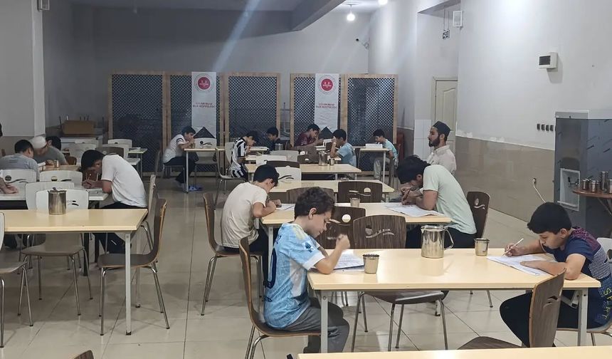 Hafızlık Öğrencilerinin Sınavları Lüleburgaz’da Gerçekleştirildi