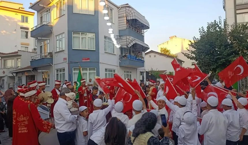 Gündoğdu Camii’nde Kur’an Kursu Kapanış Programı Düzenlendi