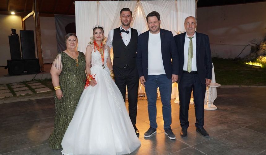 Başkan Talay, Yaren ve Ömürcan’ın Düğün Törenine Katıldı