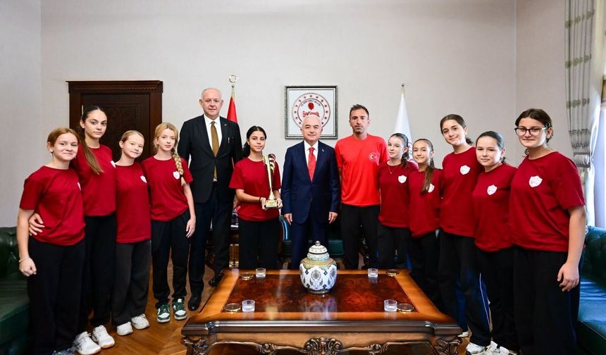 Kırklareli’nin Kızları Türkiye Şampiyonu Oldu
