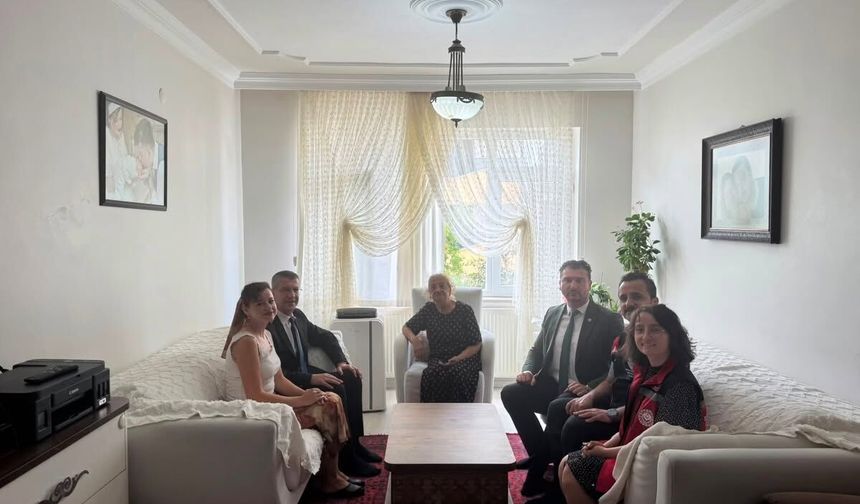 Başkan Yayla’dan Şehit Bahadır Şahin’in Ailesine Ziyaret