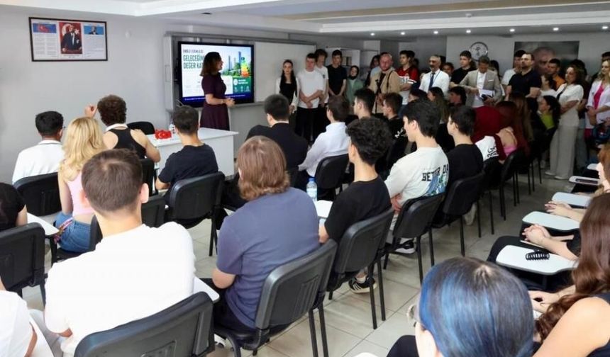 Tekirdağ Büyükşehir'den YKS tercih döneminde ücretsiz danışmanlık desteği