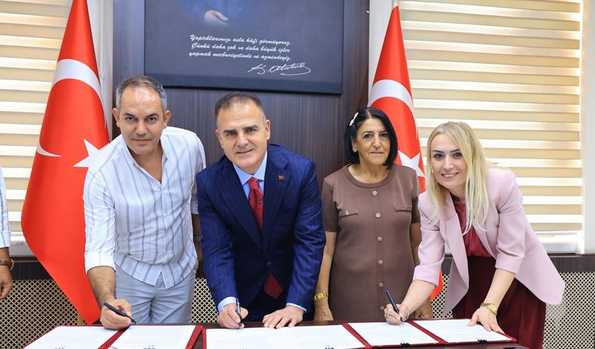 Düğerek Mahallesine hayırsever aileden Aile Sağlığı Merkezi ve 112 İstasyonu