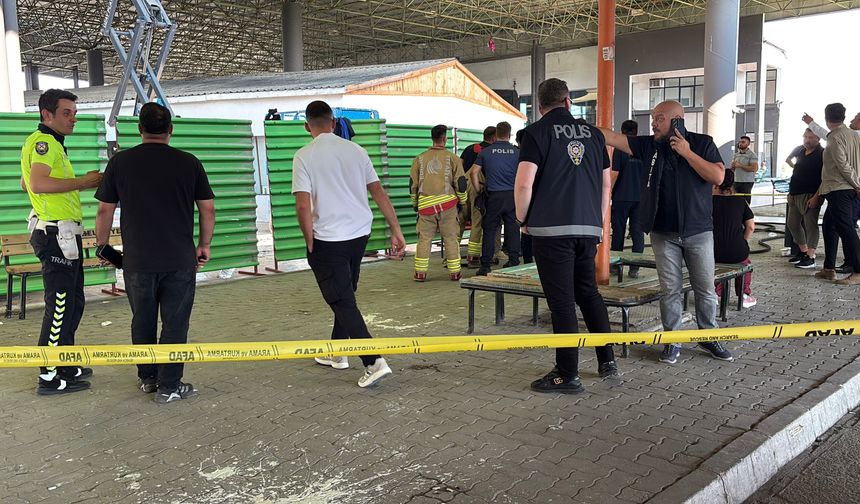 Edirne Otogarı'nda tinerli boya yangını: 2 işçi yaralandı