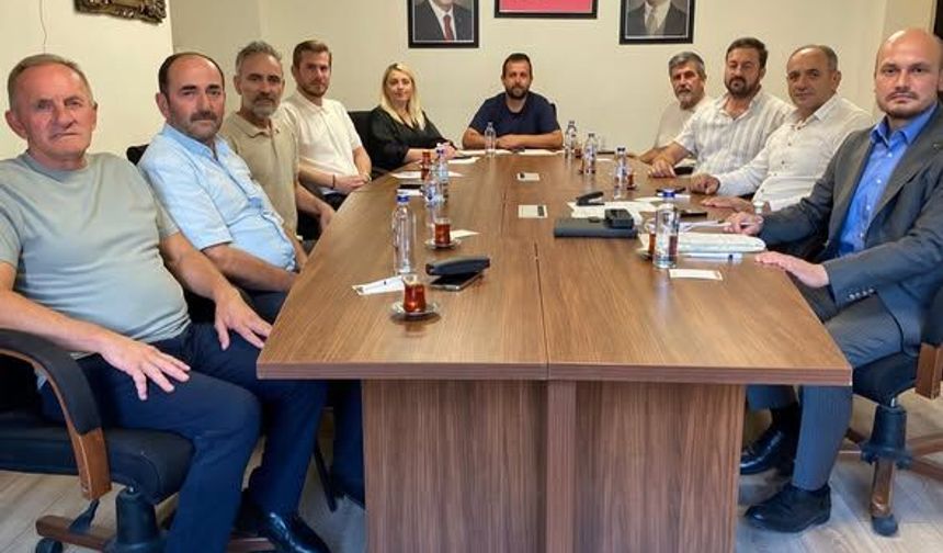 Dağtaş, İlçe Başkanlarıyla Teşkilat Çalışmalarını Değerlendirdi